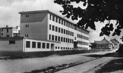 Chlapecká škola