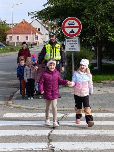 BEZPEČNÁ CESTA DO ŠKOLY