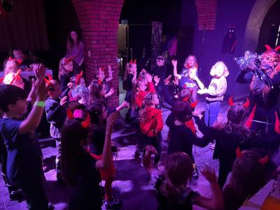 Čertovská diskotéka na Jízdárně