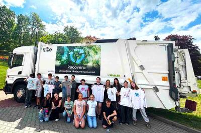 Čtvrťáci a sedmáci hrdiny recyklace